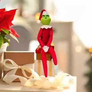 Grinch. Elf on the shelf